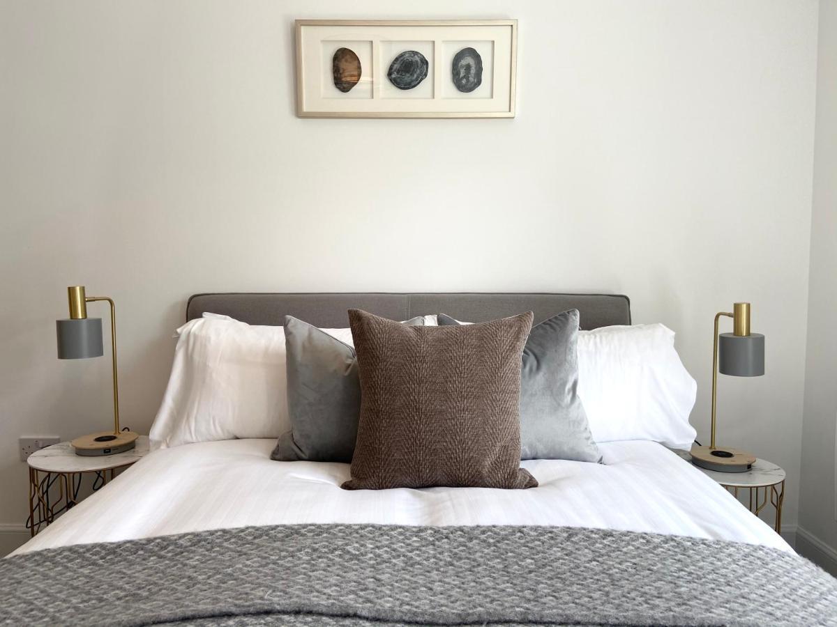 High Street, Stylish City Centre Apartment, 3 Bed Perth Exteriér fotografie
